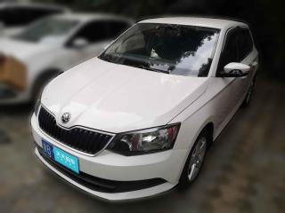 斯柯达晶锐2017款1.4L自动车享版