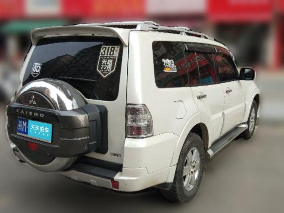 [南昌·赣M] 二手三菱帕杰罗2011款 3.0L 豪华版