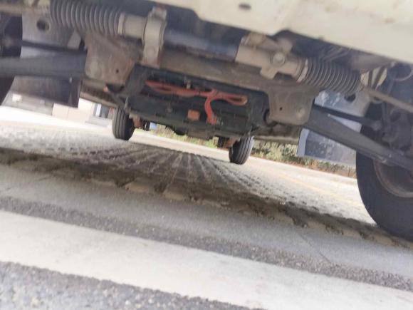 [南京·苏A] 二手东风御风御风EM262023款 标准版 41.472kWh 河南锂动