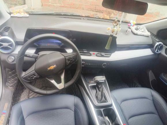 [武汉·鄂A] 二手雪佛兰科鲁泽2023款 1.5L 双离合悦享版