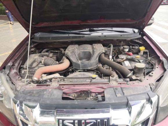 [成都·川A] 二手五十铃D-MAX2019款 3.0T四驱自动超豪华型4JJ1-TC HI