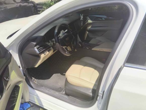 [上海·苏N] 二手凯迪拉克凯迪拉克CT62019款 28T 时尚型