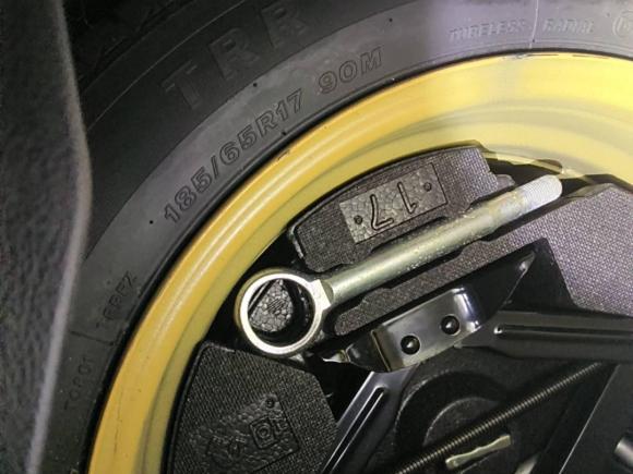 [上海·鲁C] 二手斯巴鲁森林人2013款 2.0i 自动豪华版