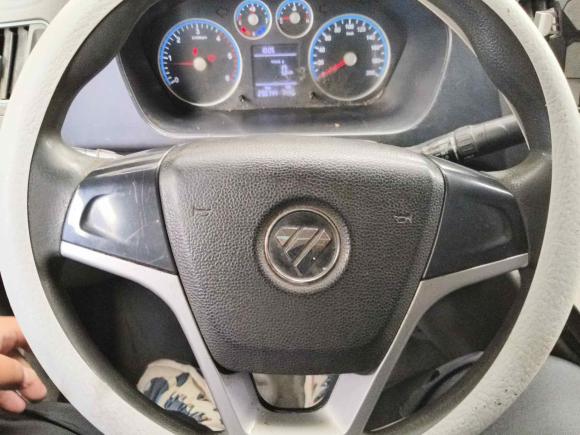 [无锡·苏B] 二手福田图雅诺2017款 2.5T 改款E 商运版短轴4J25TC3