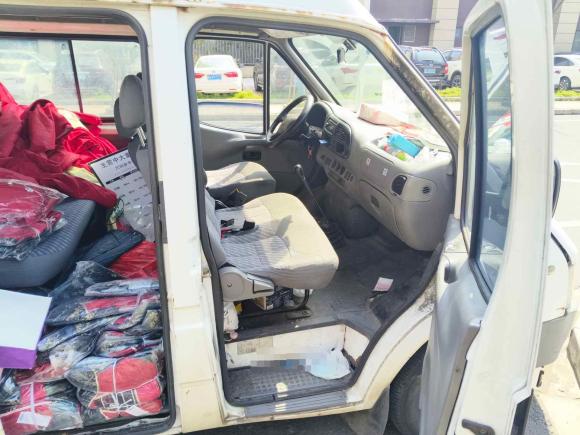 [湖州·浙B] 二手福特经典全顺2009款 2.8T柴油多功能型短轴中顶JX493ZLQ3