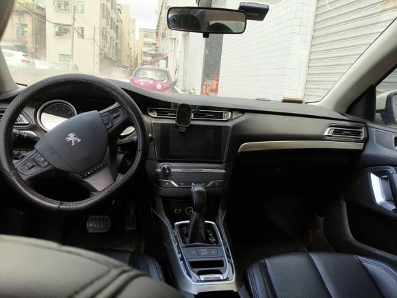 [广州·鄂D] 二手标致标致4082015款 1.2T 自动豪华版