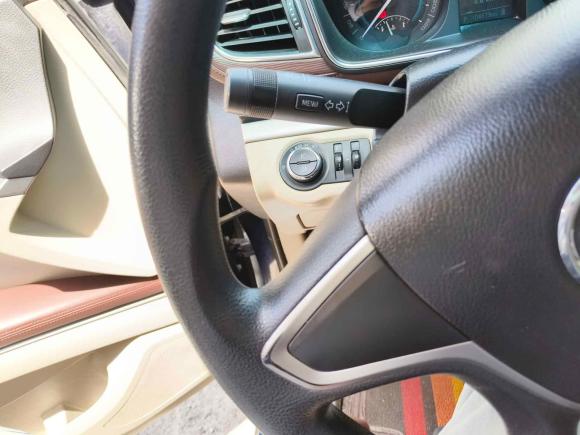 [杭州·苏E] 二手别克别克GL82014款 2.4L CT豪华商务舒适版