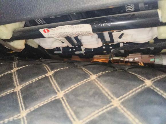 [济南·鲁Q] 二手奔驰奔驰C级2020款 C 260 运动版