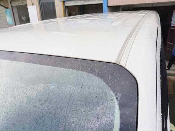 [上海·沪G] 二手上汽大通MAXUS新途V702023款 2.0T 精英版 手动短轴低顶 5/6座（125Ps）