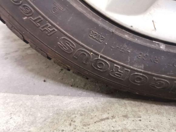 [广州·粤A] 二手现代北京现代ix352010款 2.0L 自动两驱精英版GLS