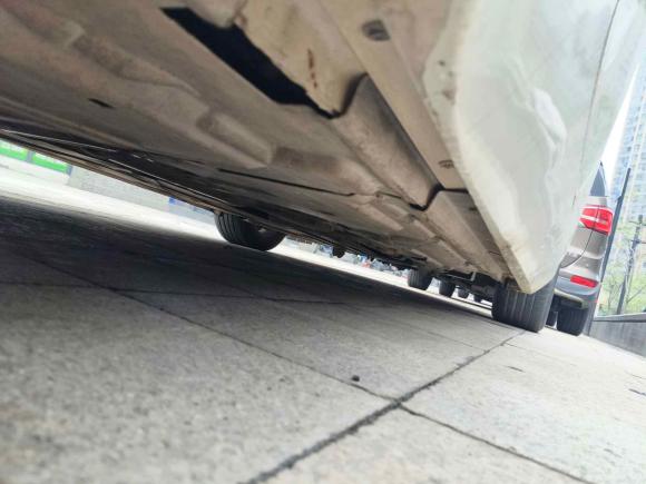 [杭州·赣H] 二手捷豹捷豹XF2016款 XF 2.0T 两驱风华版