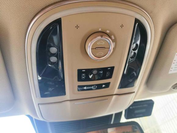 [武汉·鄂A] 二手哈弗哈弗H82015款 2.0T 两驱豪华型