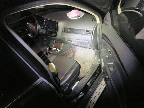 [合肥·皖A] 二手三菱欧蓝德2016款 2.4L 四驱精英版 5座