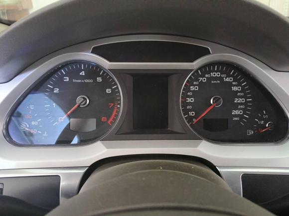 [合肥·皖A] 二手奥迪奥迪A6L2010款 2.4L 豪华型