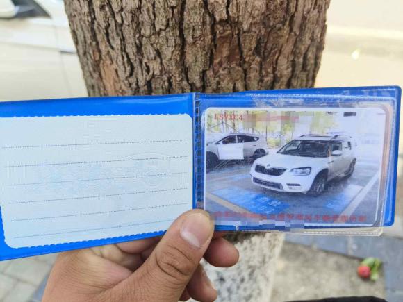 [成都·川G] 二手斯柯达Yeti2016款 1.6L 手动前行版