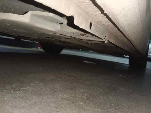 [佛山·粤Y] 二手标致标致4082015款 1.2T 自动豪华版