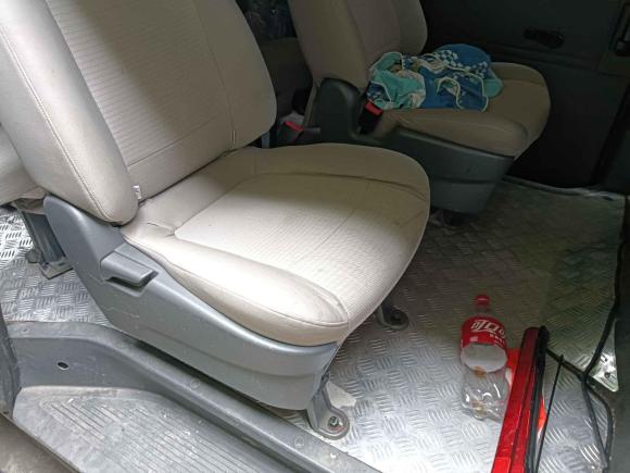 [佛山·粤K] 二手五菱汽车五菱征程经典2015款 1.8L舒适型LJ479QE2