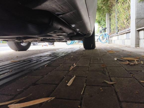 [南京·苏A] 二手Jeep自由光2016款 2.4L 专业智能版