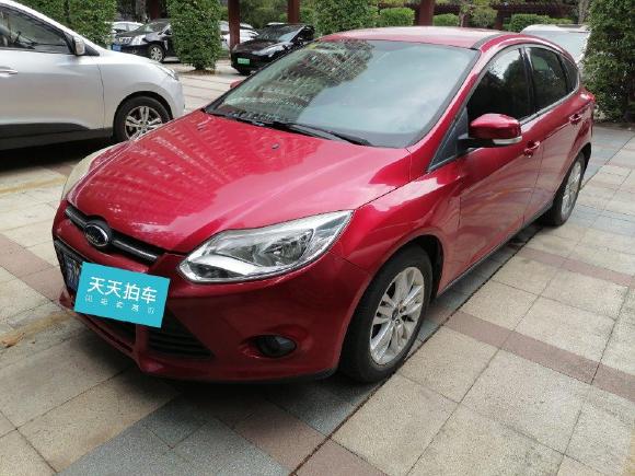 [上海·苏M] 二手福特福克斯2012款 两厢 1.6L 手动舒适型
