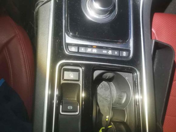 [广州·黑L] 二手捷豹捷豹XEL2019款 2.0T 200PS 精英版