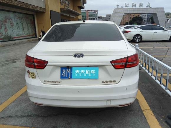 [广州·湘M] 二手福特福睿斯2015款 1.5L 手动舒适型