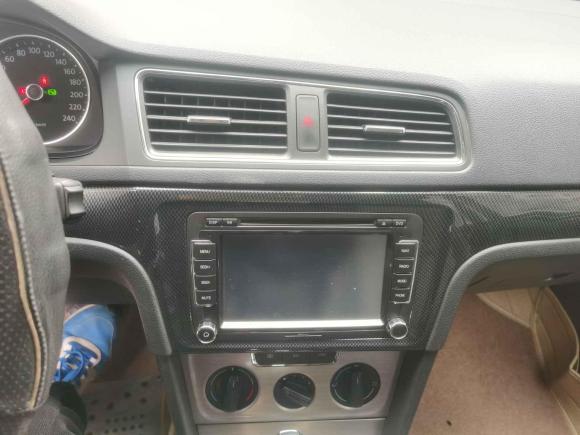 [武汉·鄂A] 二手大众朗逸2013款 改款 1.4TSI DSG舒适版