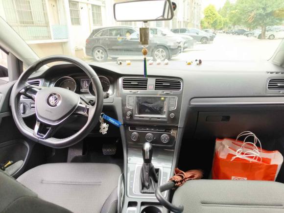 [上海·辽A] 二手大众高尔夫2016款 1.6L 自动舒适型