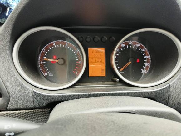 [宁波·浙B] 二手新龙马汽车启腾V602017款 1.5L 豪华型