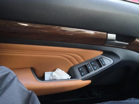 [无锡·苏E] 二手北汽威旺北汽威旺S502016款 1.5T CVT欢动尊贵型