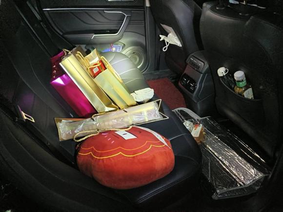 [广州·粤F] 二手魏牌魏牌 VV52017款 2.0T 超豪型