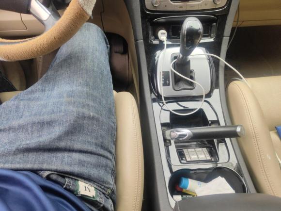 [苏州·苏E] 二手福特麦柯斯2008款 2.3L 7座豪华型