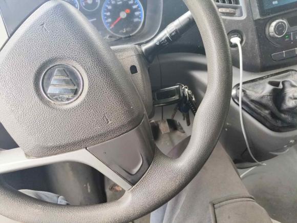 [苏州·苏U] 二手福田图雅诺2020款 2.5T 手动通途长轴中顶5/6/7座4J25TC3