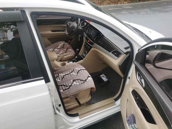 [湖州·浙E] 二手宝骏宝骏7302016款 1.5T 手动舒适型 7座