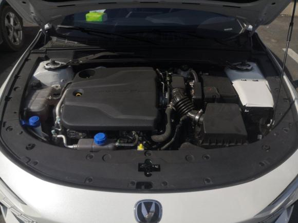 [南昌·赣A] 二手长安长安UNI-V2022款 1.5T 智慧领航型