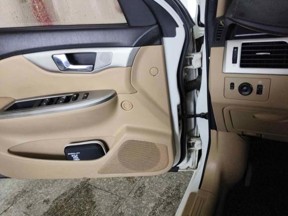 [苏州·苏E] 二手别克凯越2013款 1.5L 自动经典型