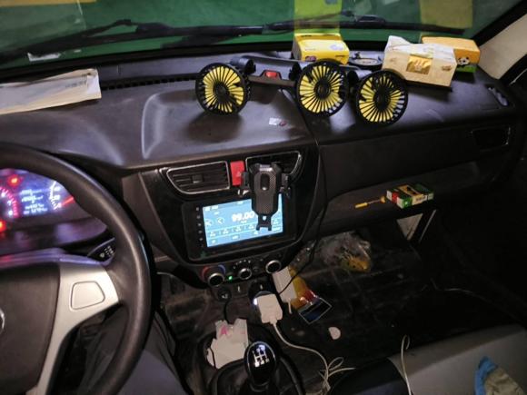 [杭州·浙A] 二手福田祥菱M2018款 1.5L非承载双排后双胎(载货)DAM15L