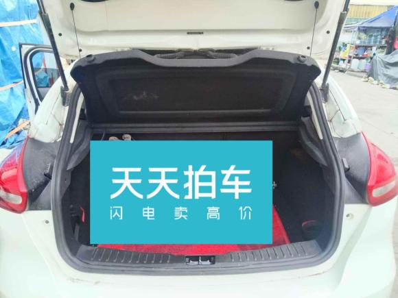 [青岛·鲁B] 二手福特福克斯2017款 两厢 1.6L 自动风尚型智行版