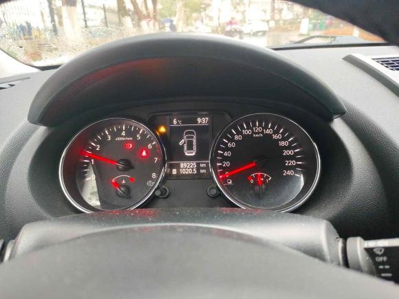 [南京·苏D] 二手日产逍客2011款 2.0XL 火 6MT 2WD