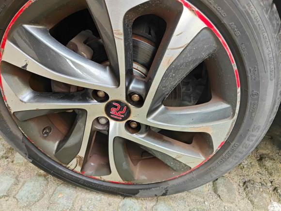 [上海·皖L] 二手比亚迪元2016款 1.5L 手动尊贵型