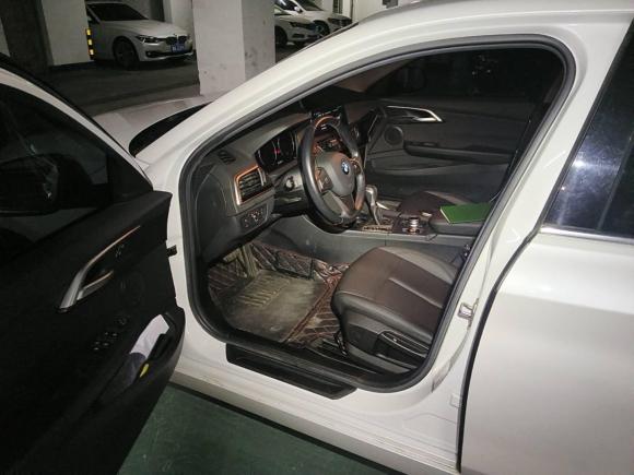 [南昌·赣A] 二手宝马宝马1系2019款 118i 时尚型