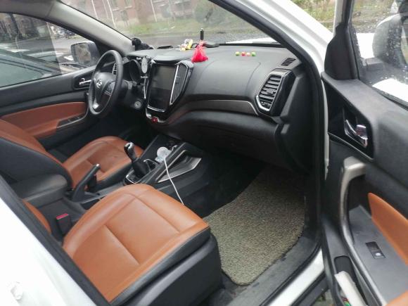 [上海·鲁K] 二手长安欧尚长安欧尚CX702016款 1.6L 手动豪华型