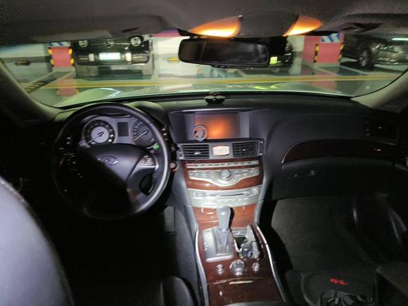 [成都·川A] 二手英菲尼迪英菲尼迪Q702015款 Q70L 2.5L 精英版