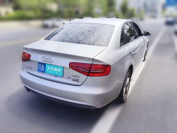 [成都·川A] 二手奥迪奥迪A4L2015款 45 TFSI quattro个性运动型