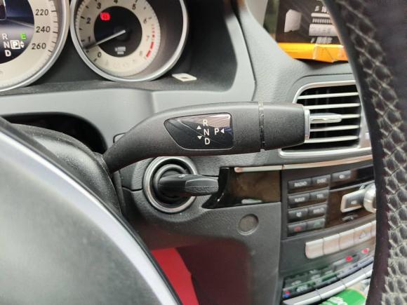 [深圳·粤B] 二手奔驰奔驰E级2014款 E 260 敞篷轿跑车