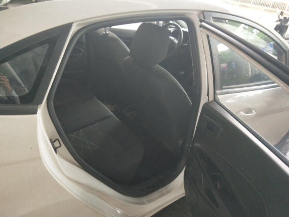 [深圳·粤B] 二手福特嘉年华2013款 三厢 1.5L 手动风尚型