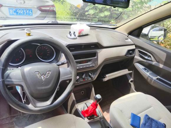 [温州·浙C] 二手五菱汽车五菱宏光2018款 1.5L S标准型L2B