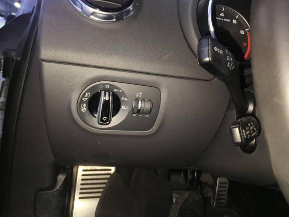 [上海·沪K] 二手奥迪奥迪TT2011款 TT Coupe 2.0TFSI