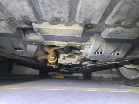 [广州·粤A] 二手本田歌诗图2014款 3.0L AWD尊贵导航版