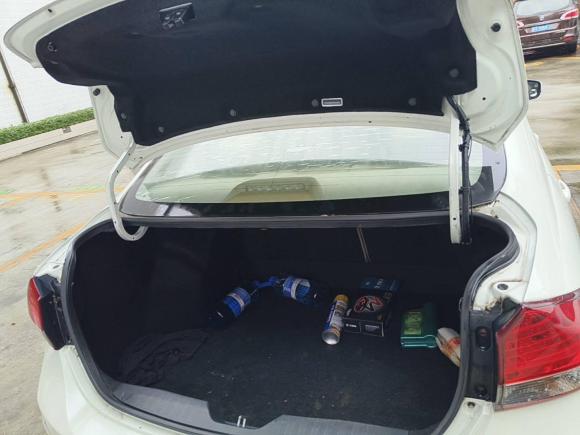 [佛山·粤Y] 二手铃木启悦2015款 1.6L 手动舒享型