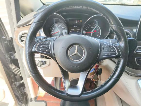 [青岛·鲁U] 二手奔驰奔驰V级2016款 V 260 领航版